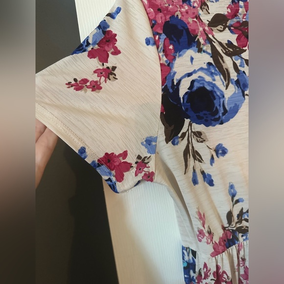 Vanilla Bay Maxi Dress with pockets - Picture 2 of 6